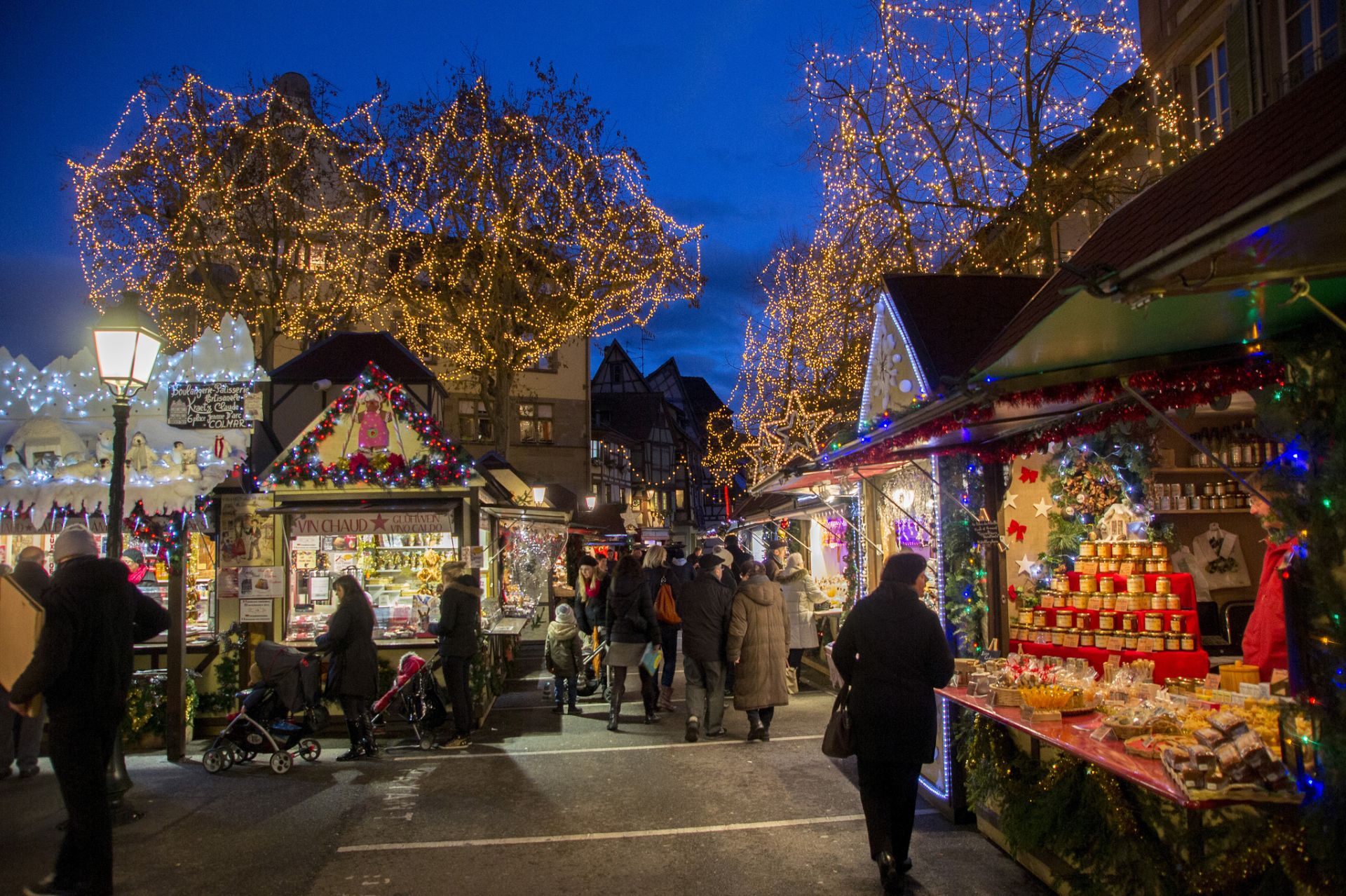 La Magie de Noël à Colmar Les six marchés de Noël