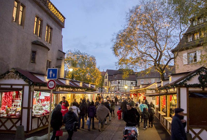 Marché de Noël de Colmar place de l'ancienne douane